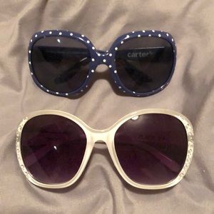 Like new girls sunglasses size 2-4 (free w/bundle)